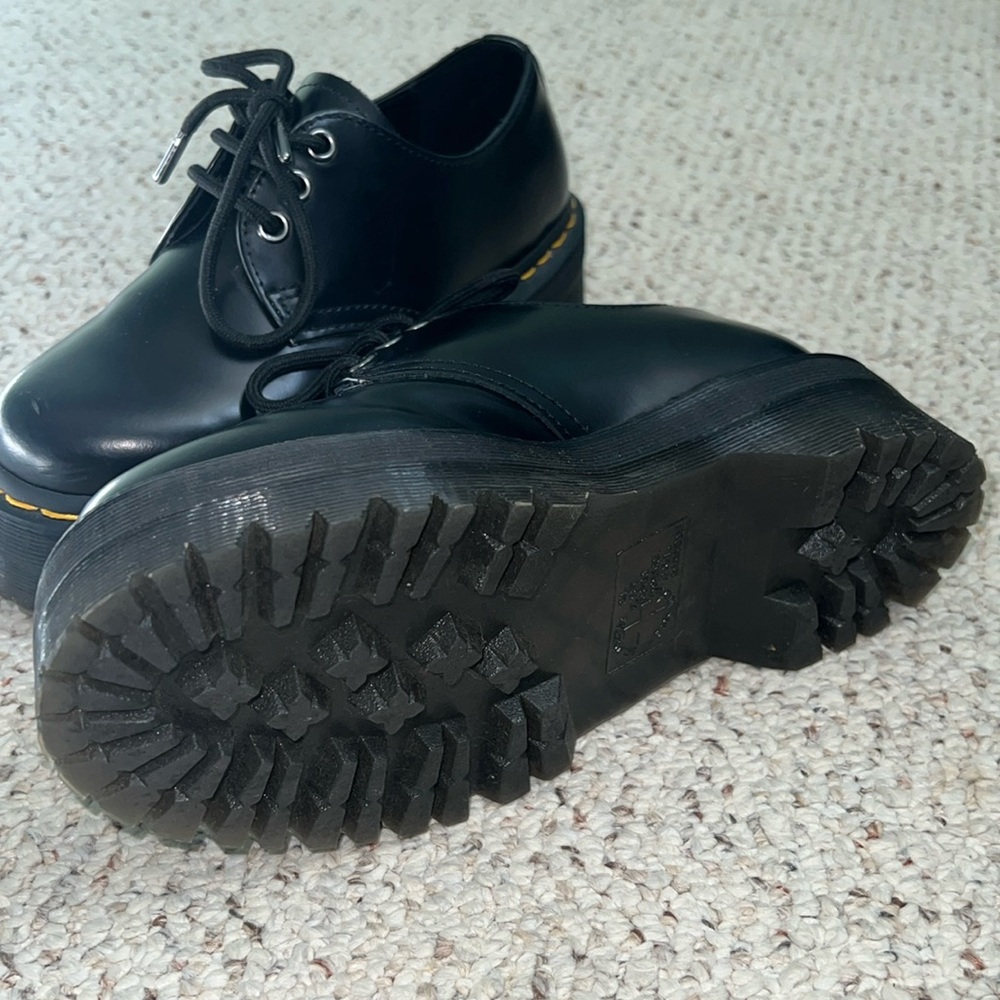🔥1461 Dr. Martens AirWair Black Shoes with Yellow Stitching - Picture 5 of 7